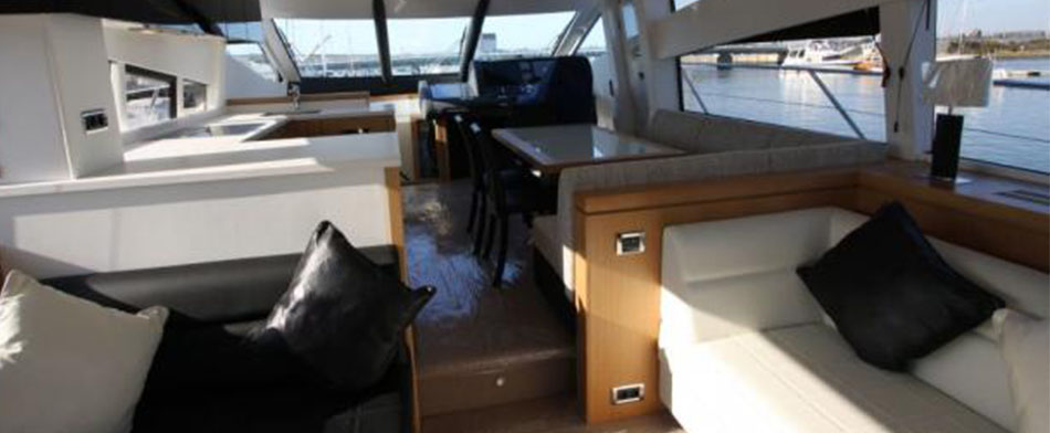 Leeloo Yacht for Sale - Interior view